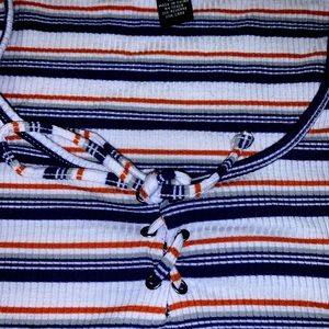 Rue21 criss cross tee